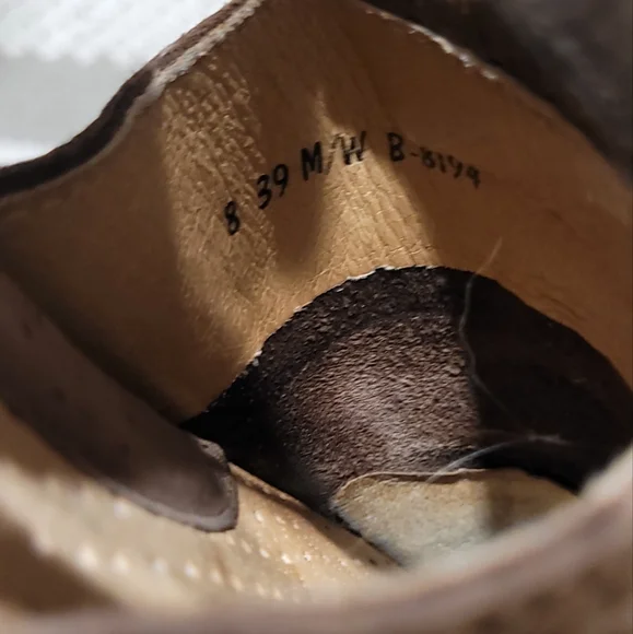 Born leather slip ons - Picture 7 of 8